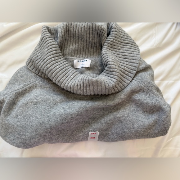 Old Navy Light Gray Cowl Neck Sweater - Picture 5 of 5